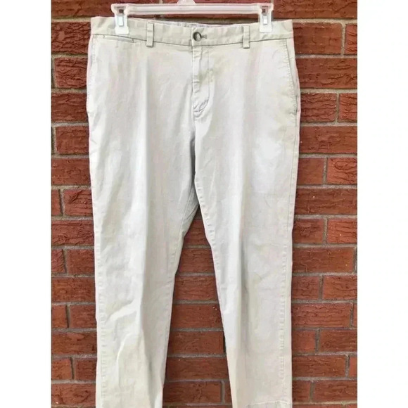 Men's Vineyard Vines Beige Khakis Size 36 x 32 - Picture 1 of 2